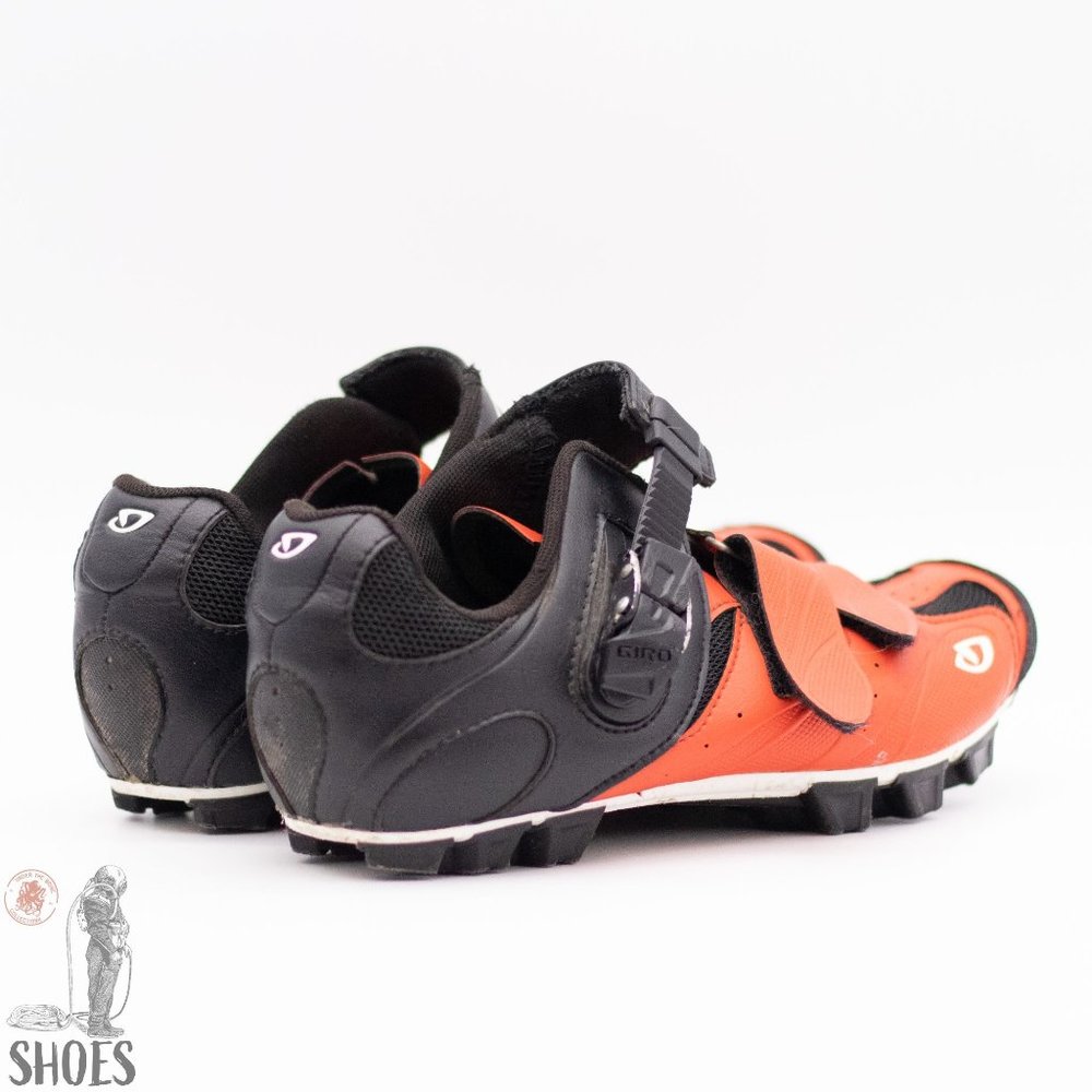 Giro Manta Bike Shoe with Shimano Cleat - Women's 9 - Picture 5 of 15